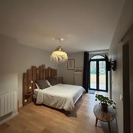 D'hotes De La Pilatiere Bed & Breakfast Persac