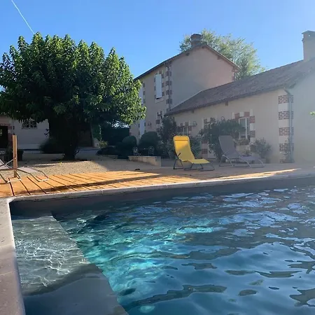 Bed & Breakfast D'hotes De La Pilatiere 4*