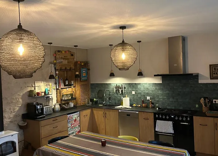 D'hotes De La Pilatiere فندق مبيت وإفطار 4*