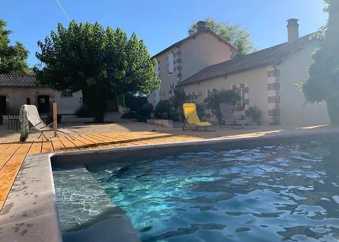 فندق مبيت وإفطار D'hotes De La Pilatiere 4*